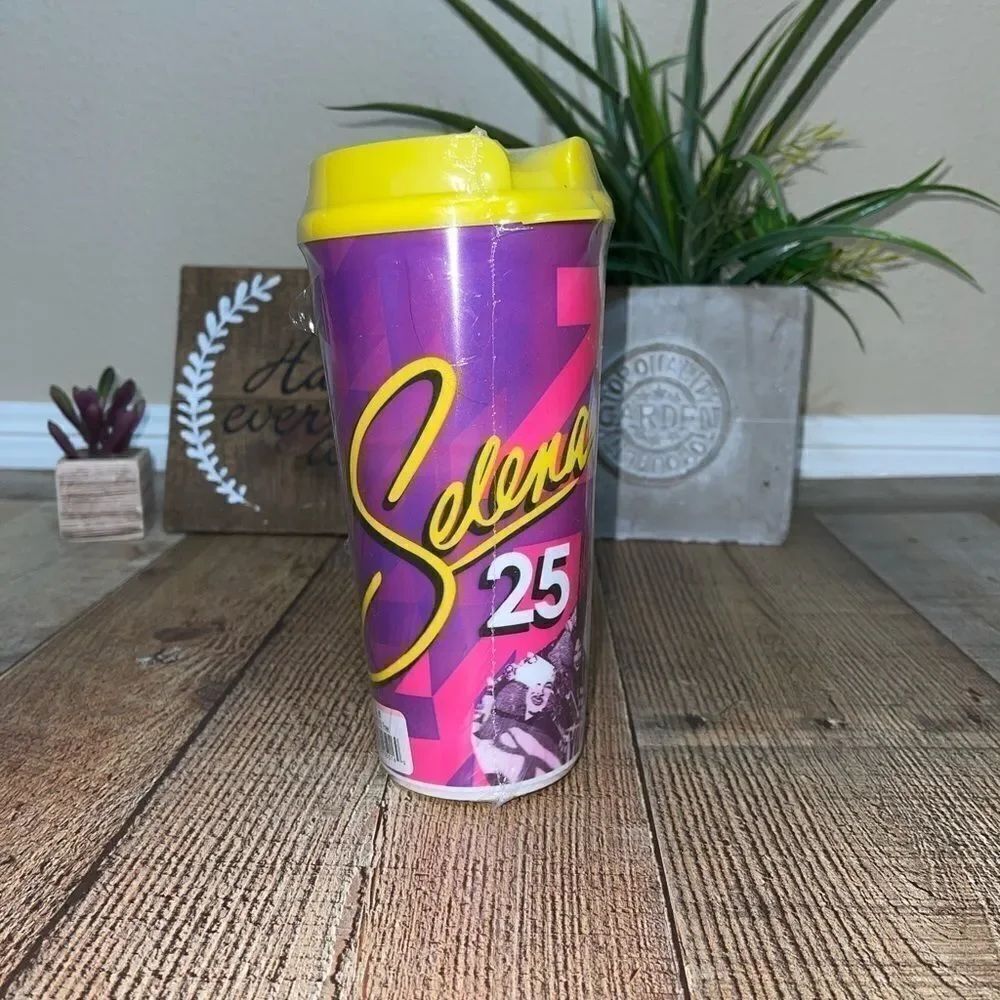 Selena Quintanilla Cup 2020 LE Yellow